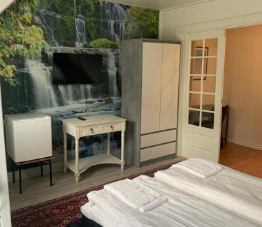 Nykøbing Bed & Breakfast | HotelPandekagehuset B&B