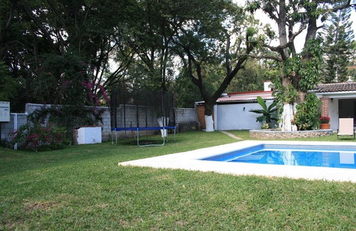 Yautepec House | Hotels Near the Area: Quinta los Tamarindos y Bungalows - Yautepec
