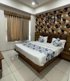 Vadodara Hotel | Hotelsuncity inn