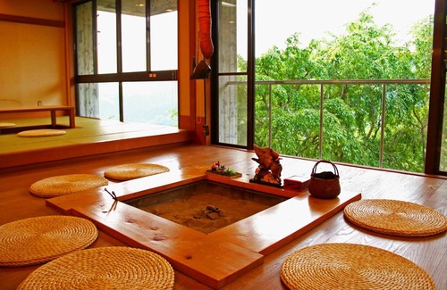 Yoshino House | Hounkan
