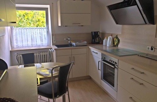 Neustadt-Geinsheim Apartment | House Emil - 4-bed apartment