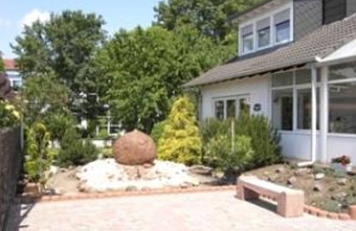 Neustadt-Geinsheim Apartment | House Emil - 4-bed apartment