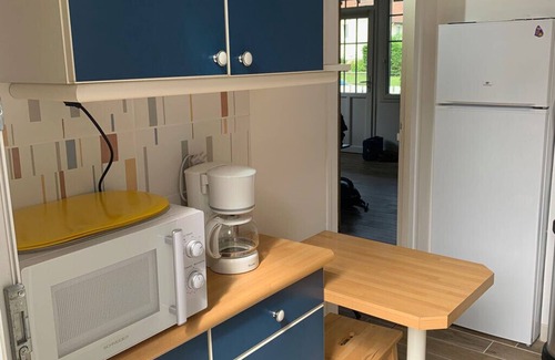 Merville-Franceville-Plage House | House with 3 Bedrooms, Garden in Normandy 300 m From Merville Franceville Beach.