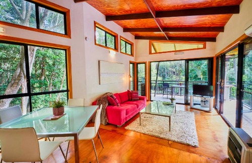 Smiths Creek House | House ∙ 1 bedroom ∙ 2 guests