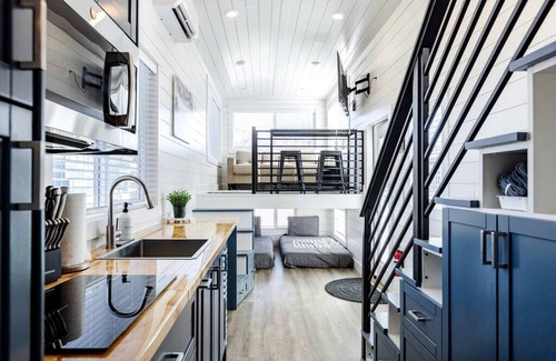 Apple Valley House | House ∙ 1 bedroom ∙ 4 guests