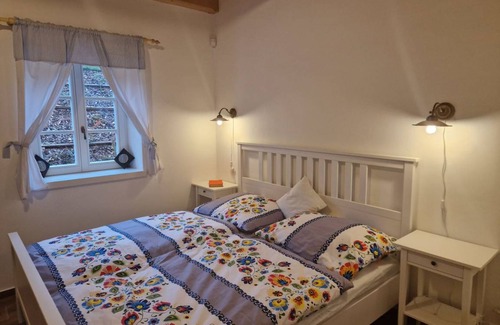 Strasin House | House ∙ 1 bedroom ∙ 10 guests