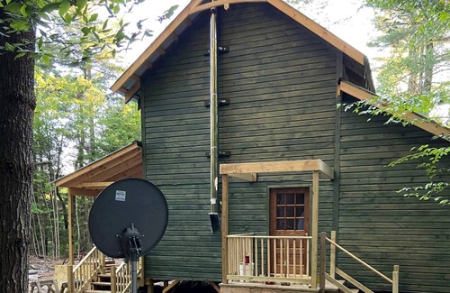 Hopkinton House | House ∙ 1 bedroom ∙ 4 guests