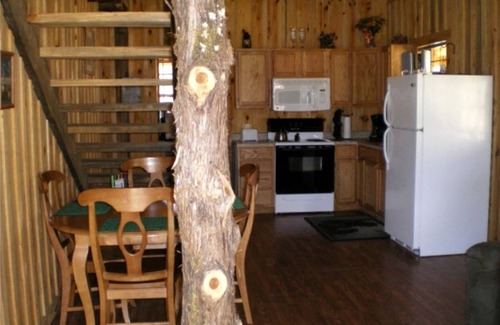 Pine Ridge House | House ∙ 1 bedroom ∙ 8 guests