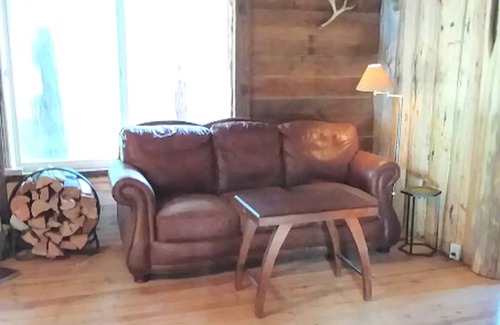 Nevada City House | House ∙ 1 bedroom ∙ 3 guests
