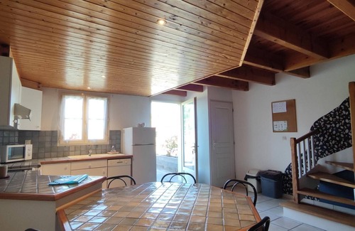 Ternant Apartment | House 11 sleeps 5/7 2 bathrooms