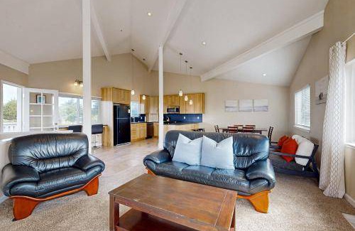 La Selva Beach House | House ∙ 2 bedrooms ∙ 5 guests