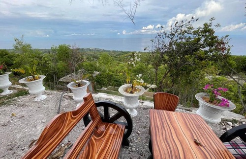Oslob House | House ∙ 2 bedrooms ∙ 10 guests