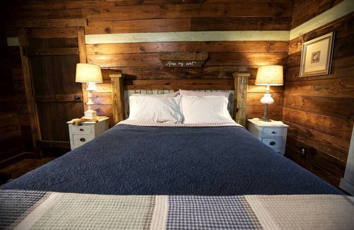 Pulaski House | House ∙ 2 bedrooms ∙ 5 guests