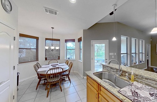 Apache Shores House | House ∙ 3 bedrooms ∙ 6 guests