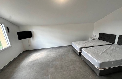 Satolas-et-Bonce Apartment | House 30 With 5 Bedrooms Lechaffardcom