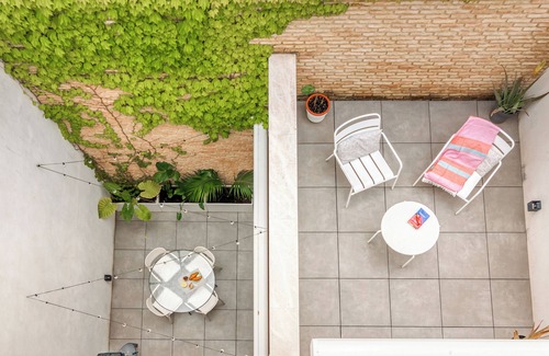Santiago House | House | 3BR| patio | garage | heating floor | private pool | BBQ | rooftop