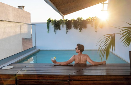 Santiago House | House | 3BR| patio | garage | heating floor | private pool | BBQ | rooftop