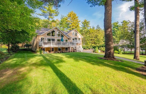North Sebago House | House ∙ 4 bedrooms ∙ 14 guests