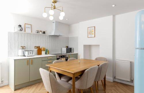 Rothbury House | House ∙ 4 bedrooms ∙ 8 guests