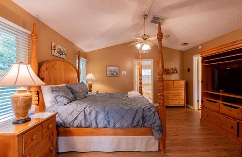 North Forest Beach House | House ∙ 4 bedrooms ∙ 12 guests