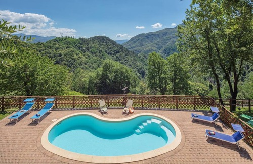 Molazzana House | House ∙ 5 bedrooms ∙ 14 guests