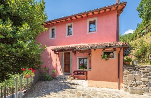 Molazzana House | House ∙ 5 bedrooms ∙ 14 guests