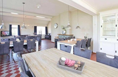 Enter House | House ∙ 6 bedrooms ∙ 26 guests