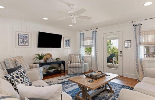 East Beach House | House ∙ 6 bedrooms ∙ 16 guests