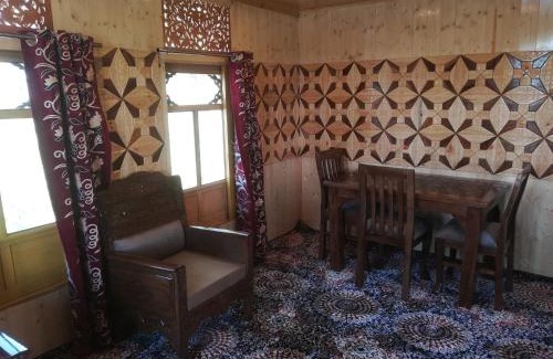 Sudarbal Boat Rental | House boat house of common