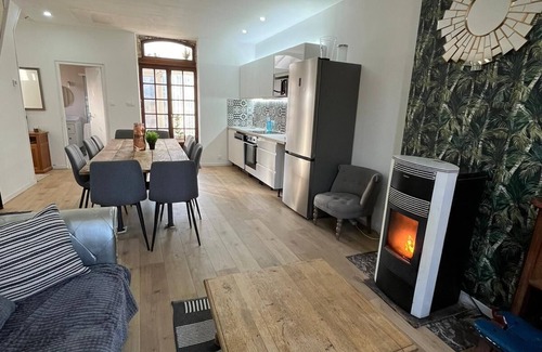 Chalons-en-Champagne House | House bord de Marne 10 persons with swimming pool and jacuzzi