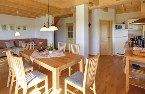 Traunreut Apartment | House Efeu 90m², up to 6 persons, 3 separate bedrooms