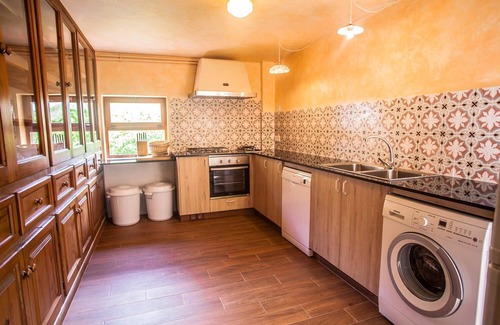 Riudaura Cottage | House for 14 people and heated community pool (S. Sta. to P. Dec.)