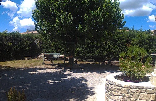 Sainte-Jalle House | house for 4 to 6 persons fenced garden