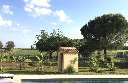 Fleac House | House
