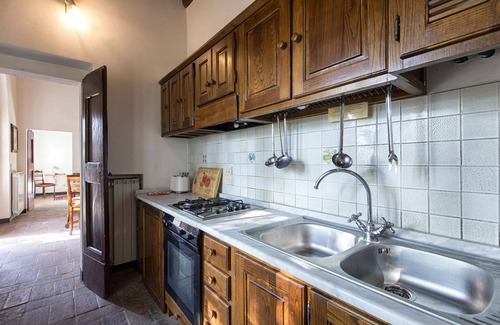San Pietro a Cegliolo Villa | House in Cortona with Pool, Wifi, A/C