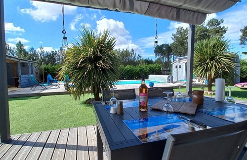 Escource House | House in Escource with Garden and Forest Access