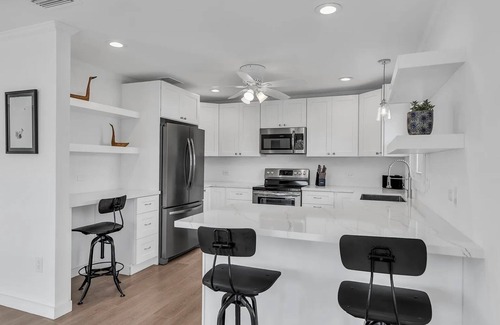 Venetian Shores House | House in Islamorada, in exclusive Venetian Shores.