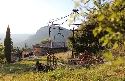 Montreal-les-Sources House | House in Provence - spa & pool - View on the forest - exceptional domain