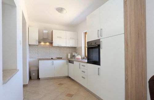 Sestanovac House | House Marijan