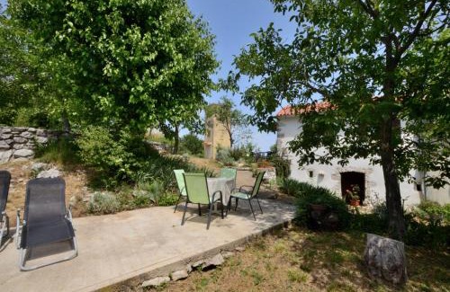 Sveta Jelena House | House Nadija