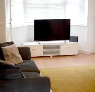 Wellington House | House number 12 sleeps up to 4 with Smart TVs in every room