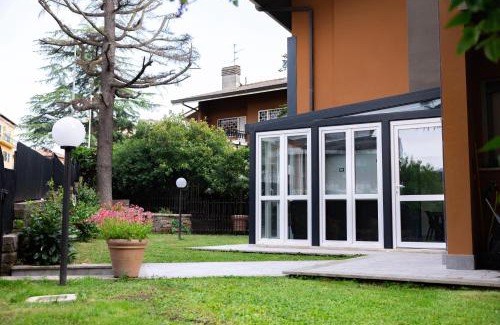 Grottaferrata Apartment | House Of Cat