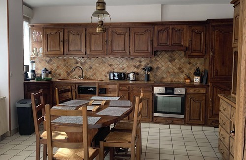 Briouze House | HOUSE OF CHARACTER in NORMANDY 4 BEDROOMS 9 persons
