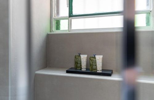 Ripamonti Corvetto Apartment | House of David Modern Apt