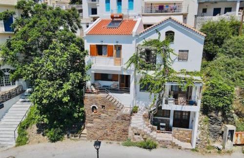 Evdilos House | House of light