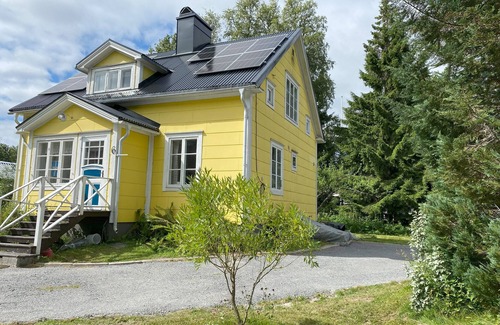 Kopmanholmen House | House on Hummel Bay in front of the archipelago and Skuleskogen National Park, High Coast