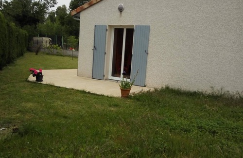 Crest House | House on the edge of the velodrome, circuit of hilltop villages, train station 5MN