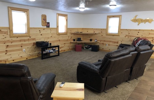 Curtis House | House/Pole building style with two all sport lakes within 2 miles