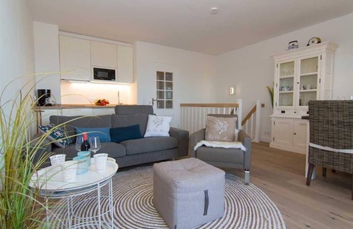 Rantum Apartment | House Stedum - House Stedum EG