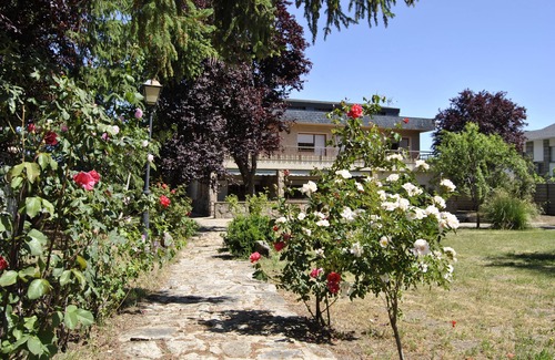 El Espinar House | House The Tree of Lilo, El Espinar